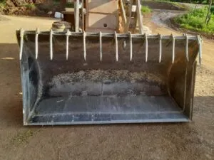 Trator adaptado para retirada da silagem