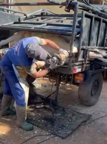 Casqueamento preventivo sendo realizado